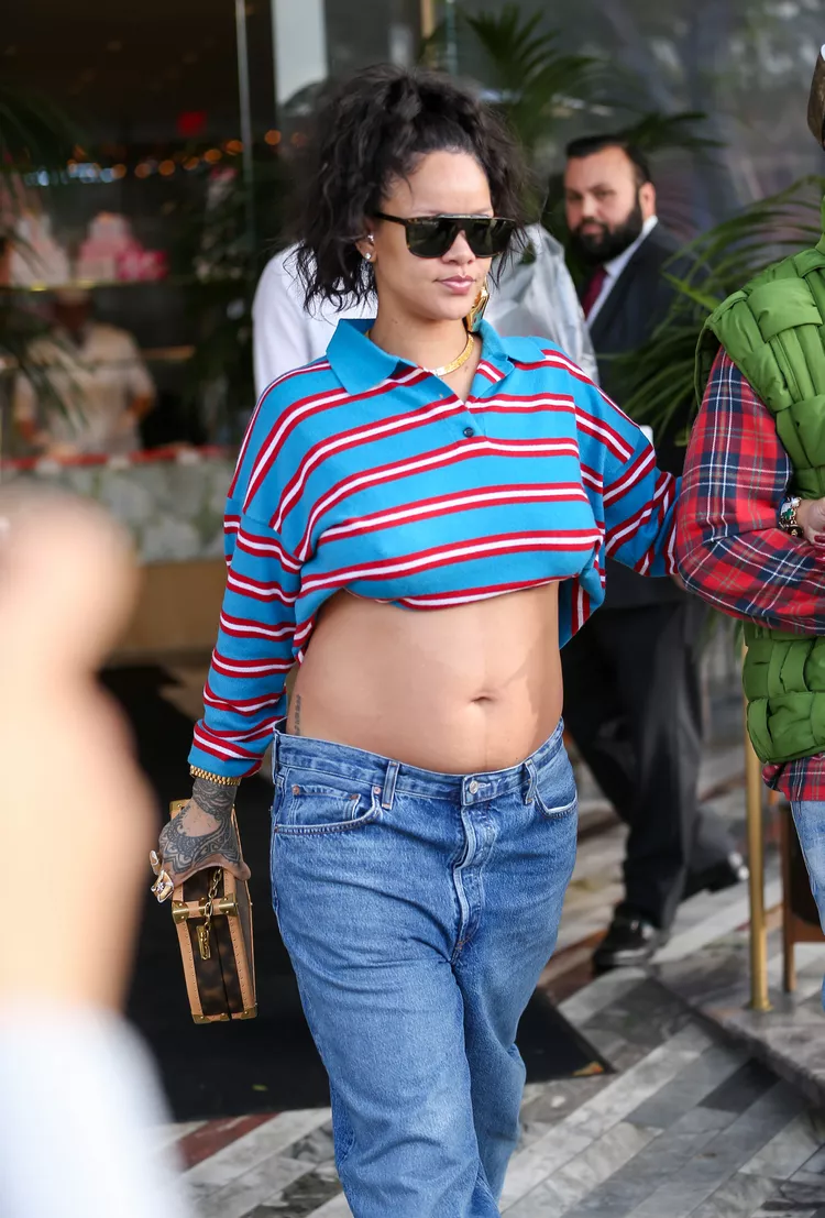 Rihanna Wore a Maternity Crop Top With the Longest Scarf