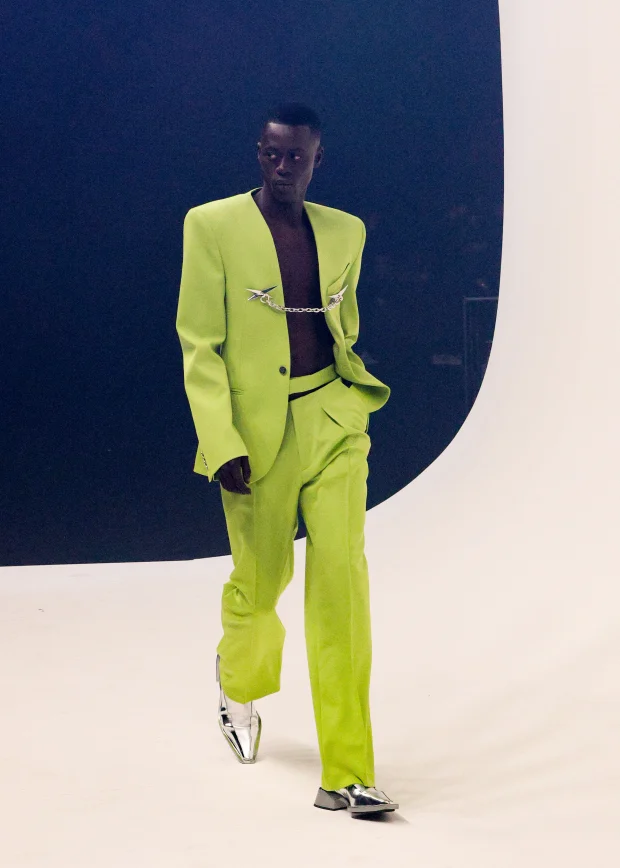 H&M AND MUGLER KNOW HOW TO PUT ON A SHOW
