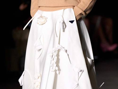 This New Zara Skirt Is a Perfect Alt for Fall Runways' Most Dominant Trend