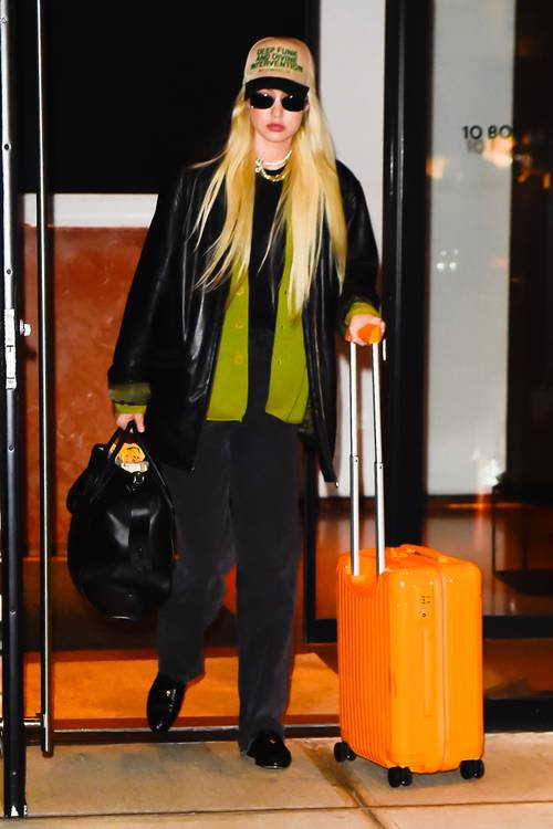Gigi Hadid Just Wore the Most Genius Travel Shoes to the Airport