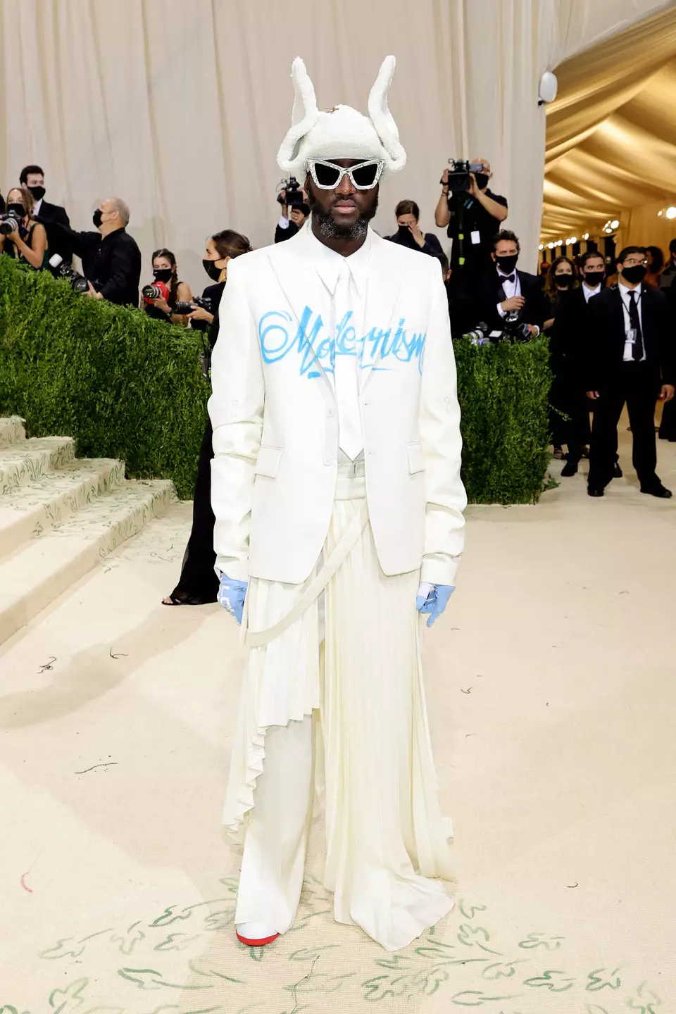 THE MOST MEMORABLE MET GALA LOOKS OF ALL TIME