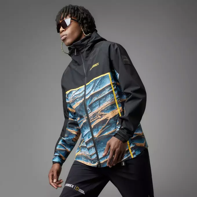 ADIDAS & NATIONAL GEOGRAPHIC'S HIKING COLLAB IS ACTUALLY PRETTY GOOD