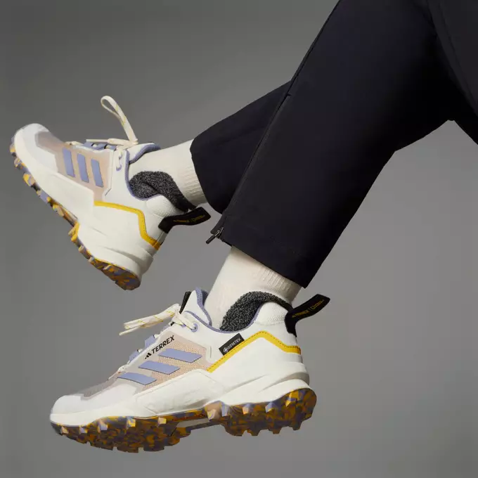 ADIDAS & NATIONAL GEOGRAPHIC'S HIKING COLLAB IS ACTUALLY PRETTY GOOD