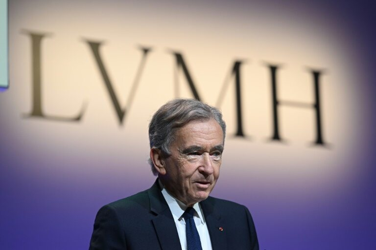 A combative Arnault extols record 2022, reveals LVMH will appoint new Fashion Group CEO