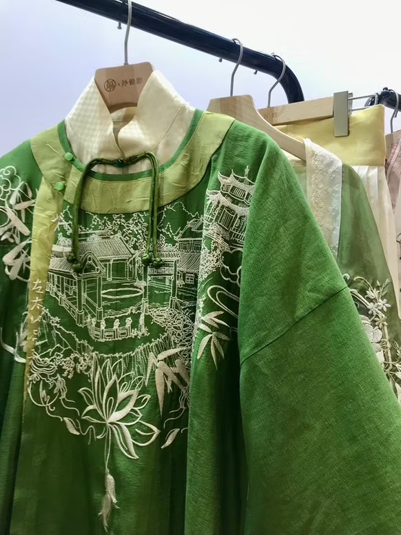 Chic Shanghai: 3 Youth trends prevailing in the Chinese fashion industry