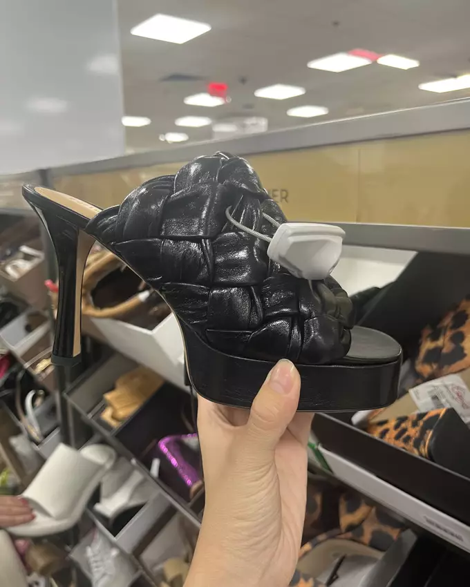 EVERYTHING WE FOUND AT CENTURY 21'S NEWLY REOPENED FLAGSHIP STORE EVERYTHING WE FOUND AT CENTURY 21'S NEWLY REOPENED FLAGSHIP STORE