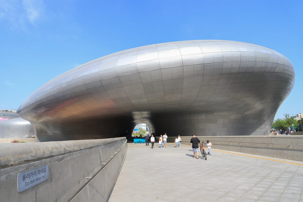 Beyond the realm of K-pop, Seoul emerges as a fashion capital Beyond the realm of K-pop, Seoul emerges as a fashion capital