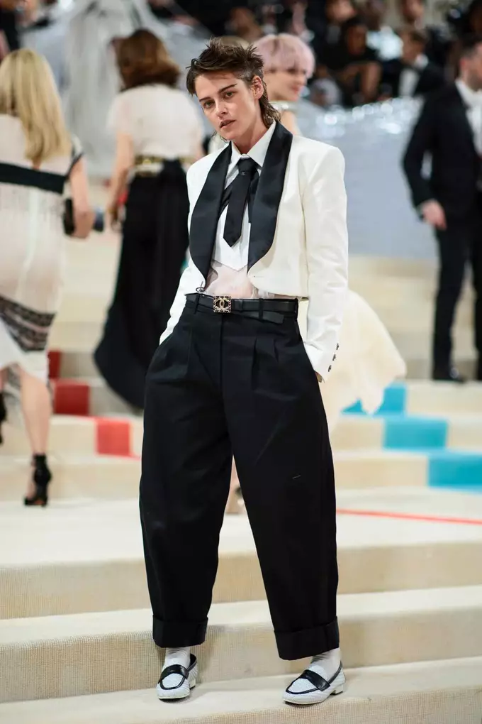 KRISTEN STEWART FINALLY NAILED MET GALA CHANEL
