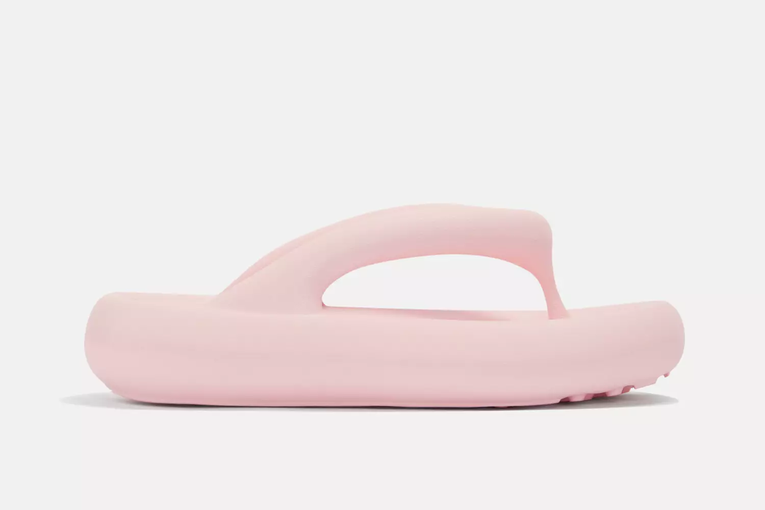 THESE ARE THE FATTEST FLIP FLOPS IN FASHION