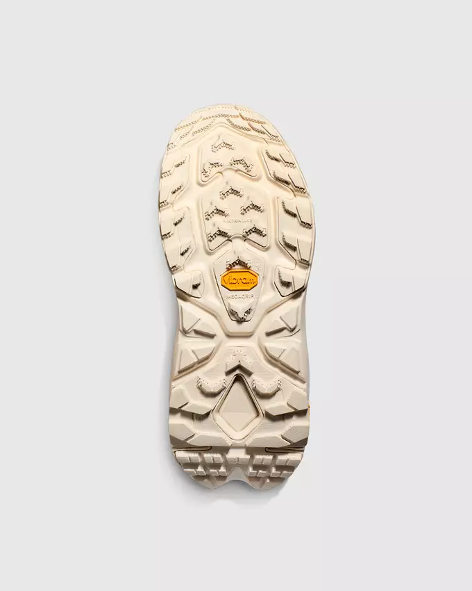 THERE'S NO SLIPPING WITH VIBRAM SOLES