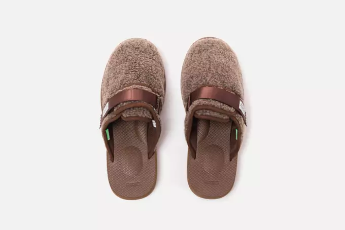 BAG JOHN ELLIOTT X SUICOKE SLIDES ON SALE HERE