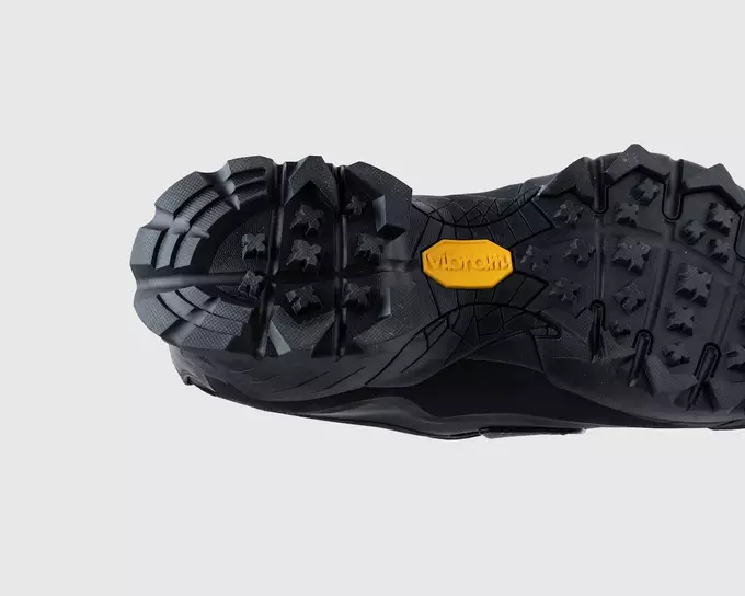 THERE'S NO SLIPPING WITH VIBRAM SOLES