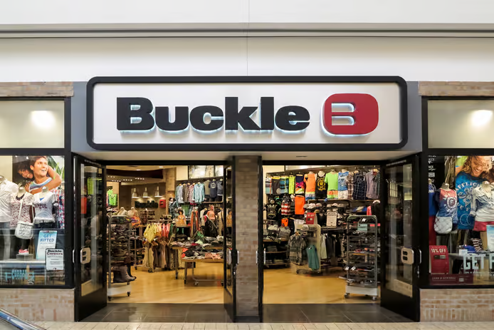 US retailer Buckle reports drop in Q1 sales, profit