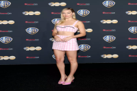 Margot Robbie Knows Exactly What She's Doing in This Pink Gingham Set